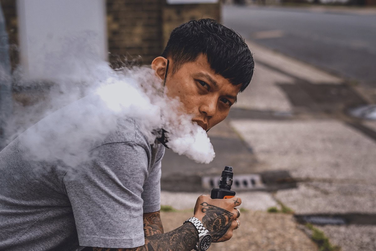 A man vaping