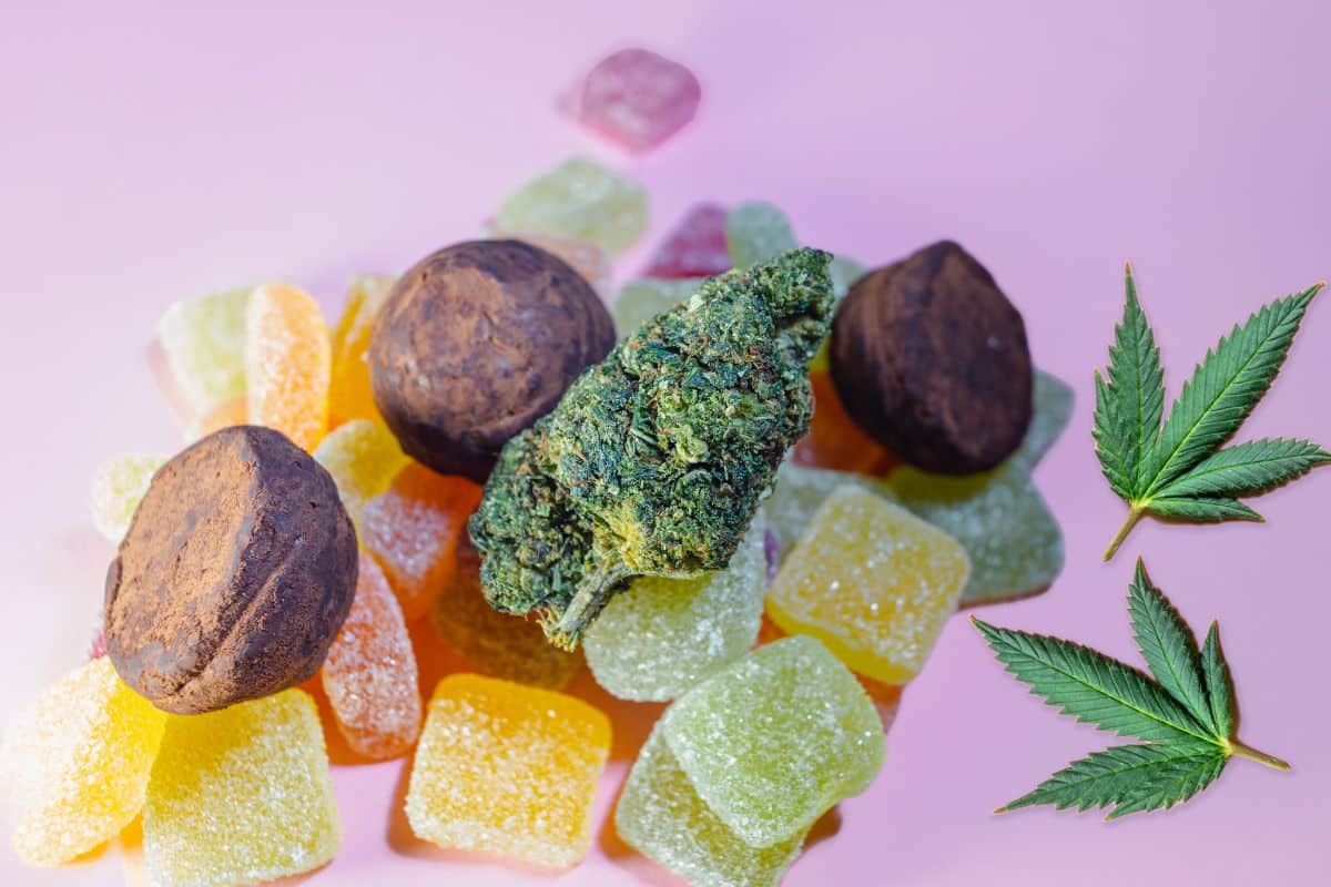 Gummies with sativa strain on them