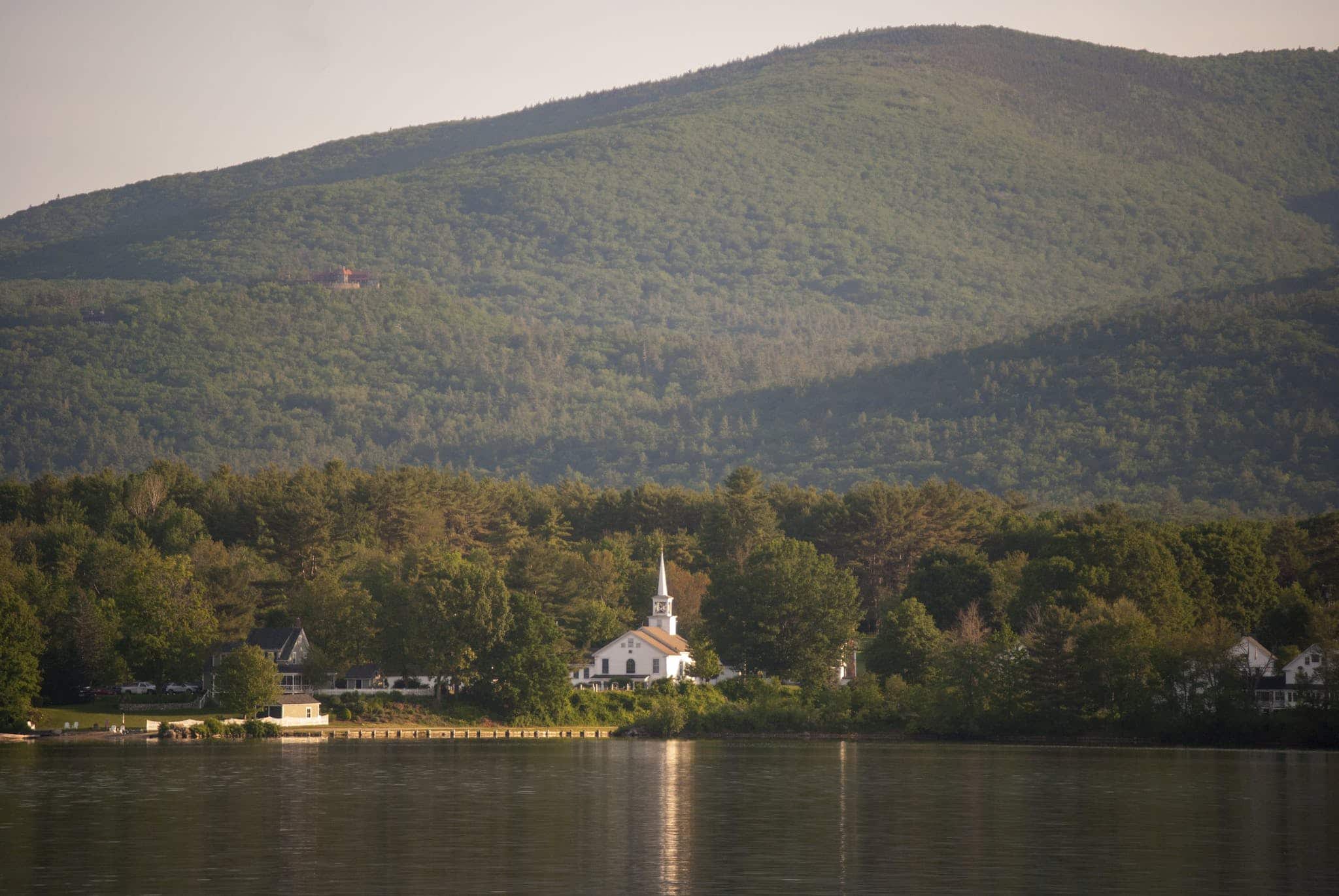 White Church Building Near the Mountain in new hampshire