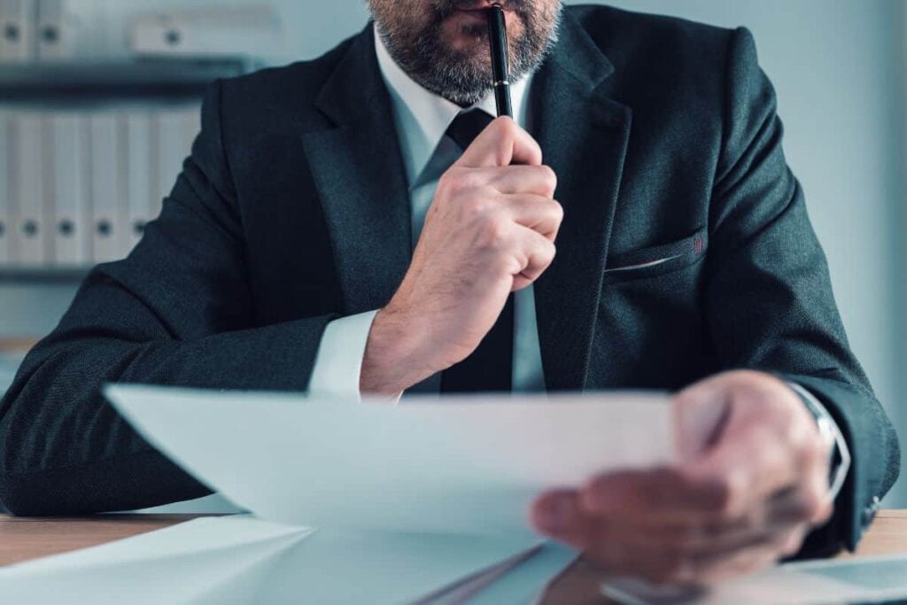 A cannabis expert solving question of a client about marijuana laws.