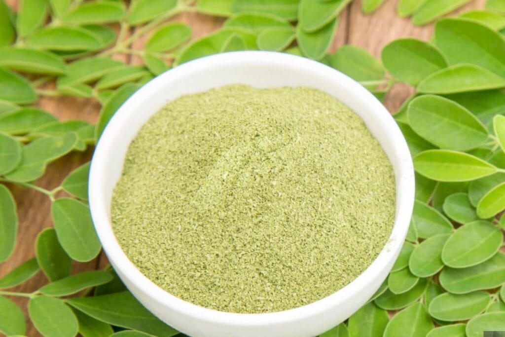 Kratom leaves powder kept in a bowl