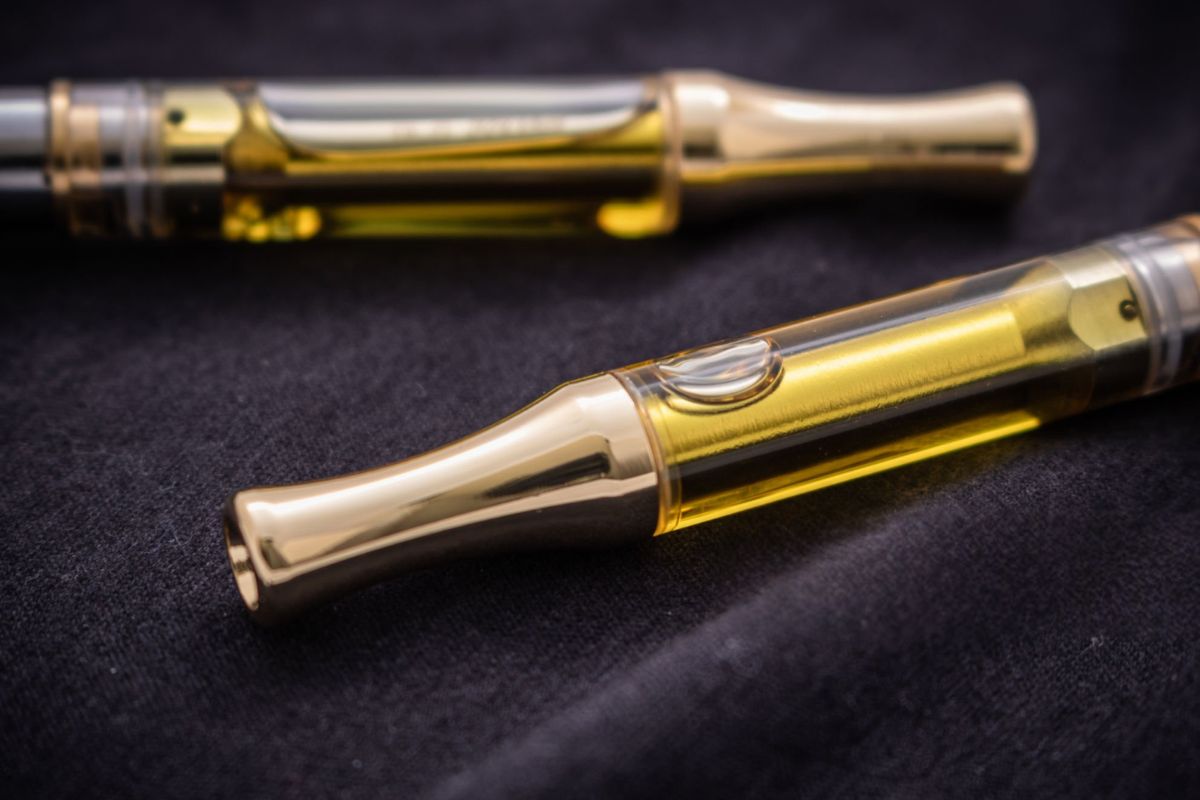 Two high quality vape carts kept with each other