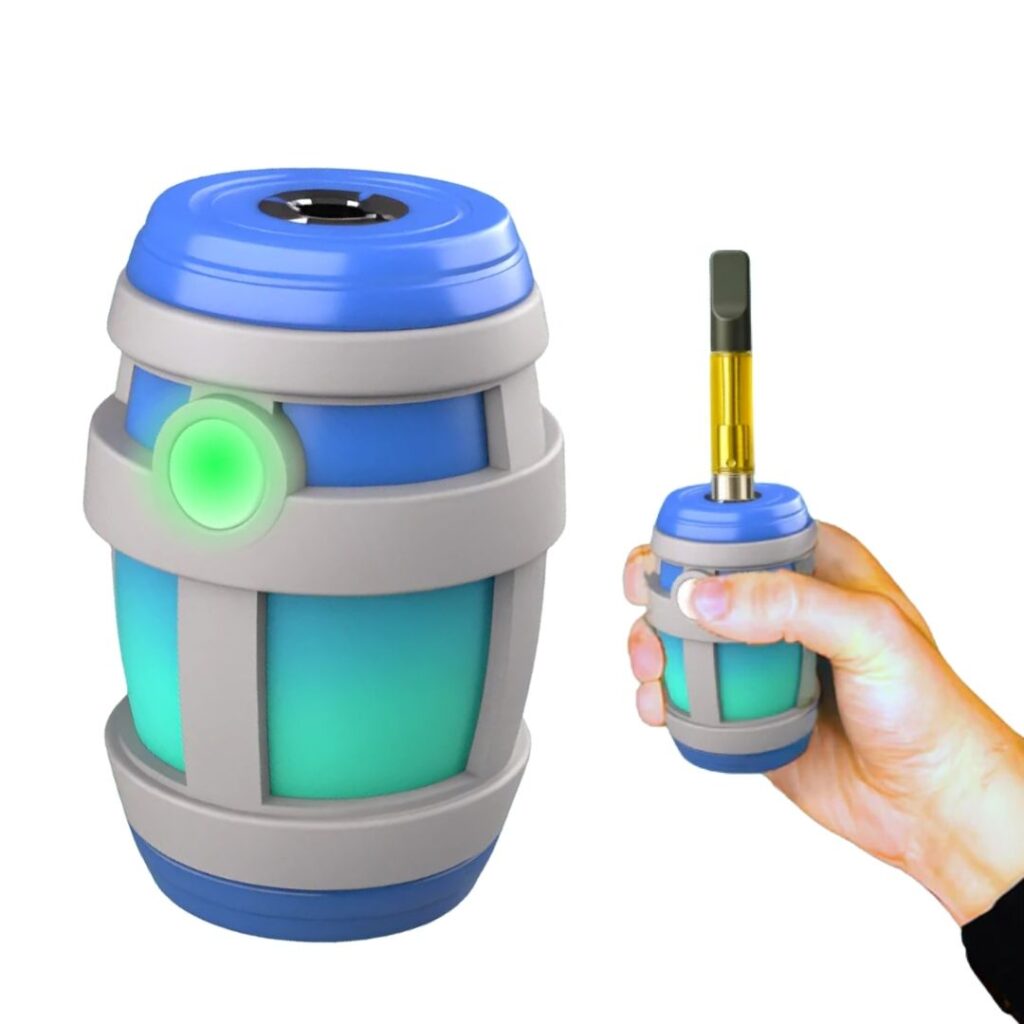 A hand holding the Cart Battery of Smyle Labs Chugjamin